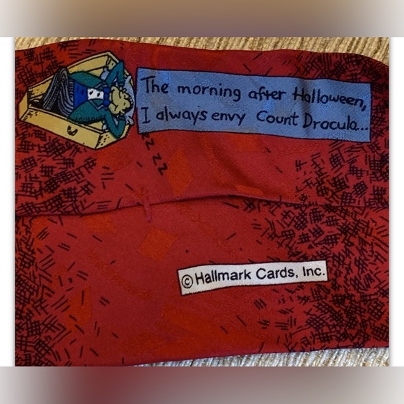 Mens HALLOWEEN DRACULA Silk Tie~Celebrations by Hallmark For Superba~Ex Cond~58” - Picture 10 of 13